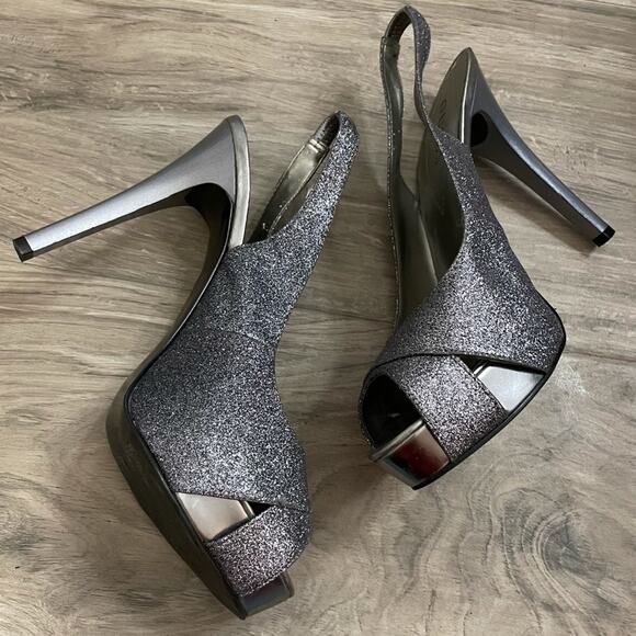 Guess Silver glitter peep toe heels size 10 - Picture 4 of 8
